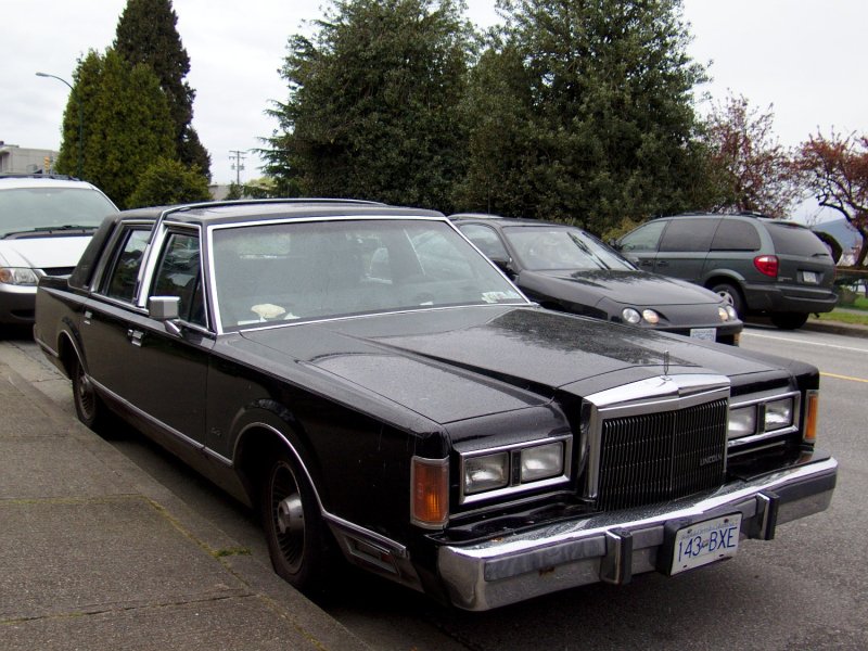 Lincoln Town car 1988