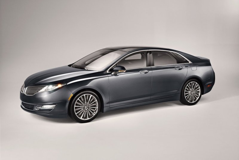 Машина Lincoln MKZ