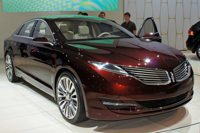 Линкольн MKZ 2020