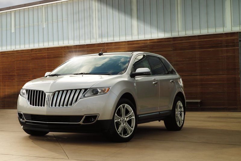 Машина Lincoln MKX
