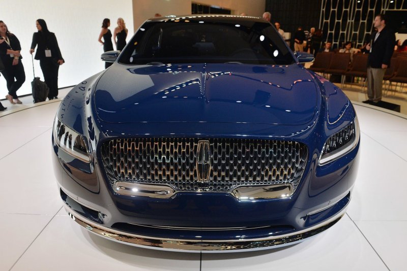 Lincoln Continental новый
