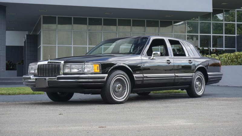 Линкольн Town car 1990