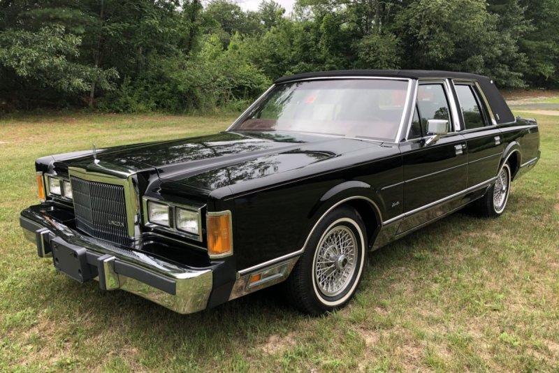 Lincoln Town car 1989