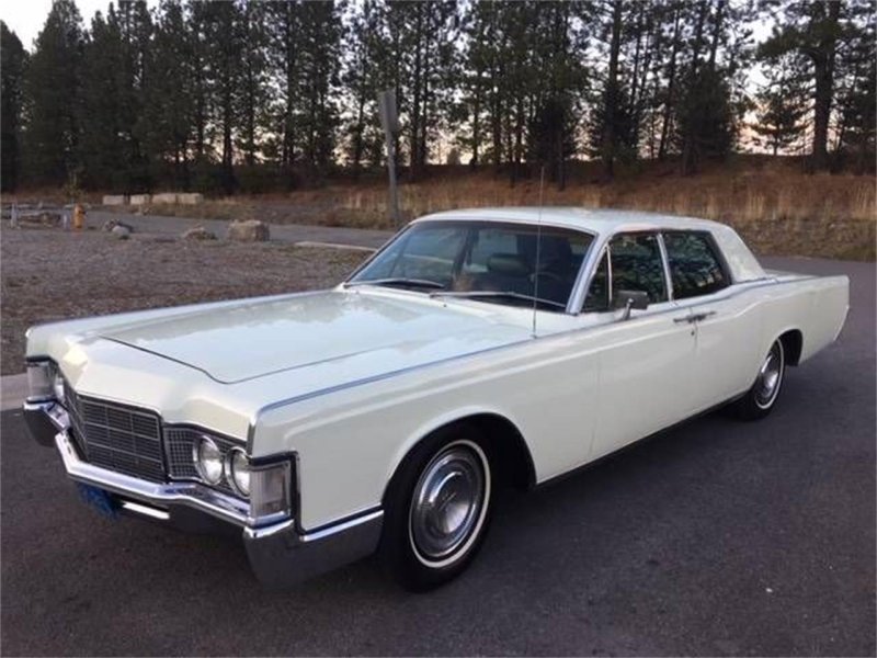 1969 Lincoln Continental sedan