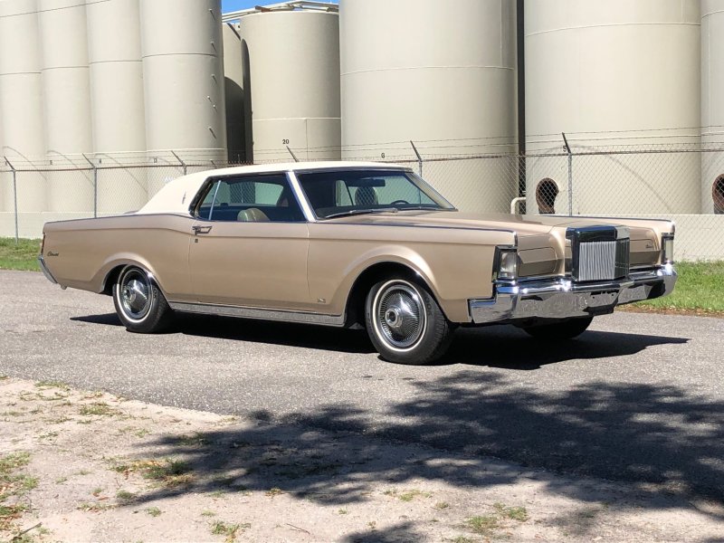 1969 Lincoln Continental Mark III Coupe