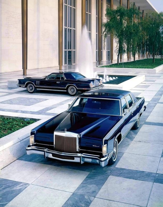1978 Lincoln Continental Town