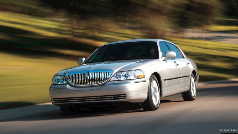 Машина Lincoln Town car