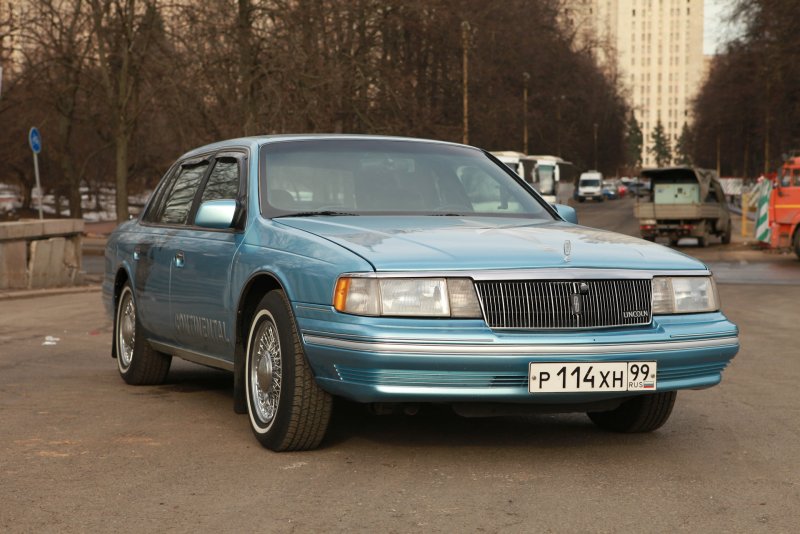 Линкольн Континенталь 1988