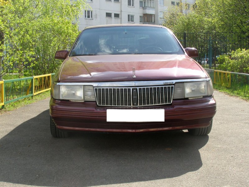 Линкольн Континенталь 1992 г в