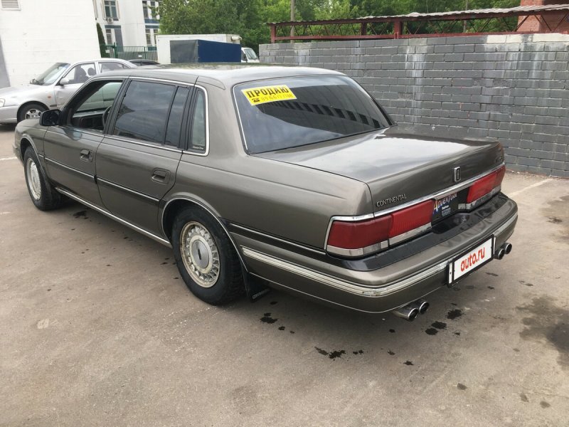 Lincoln Continental 1988