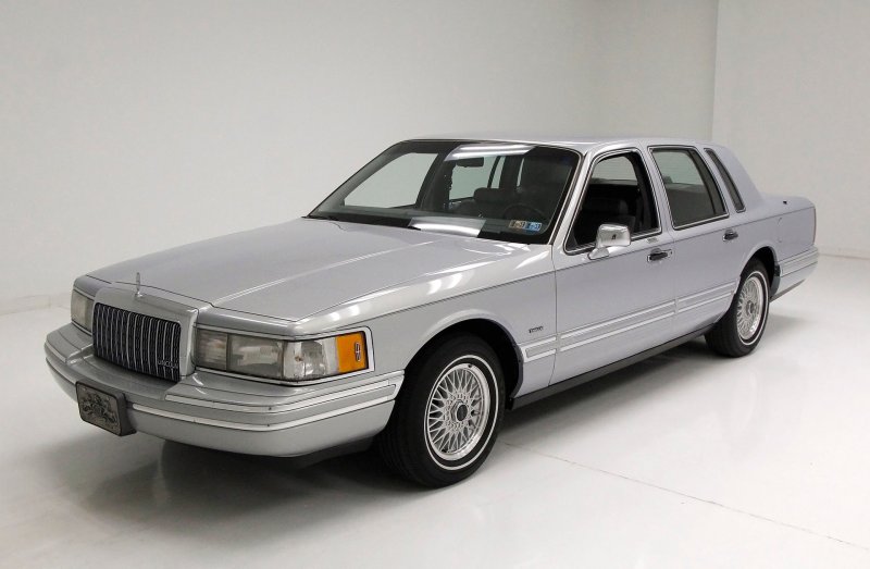 Lincoln Town car II 1993