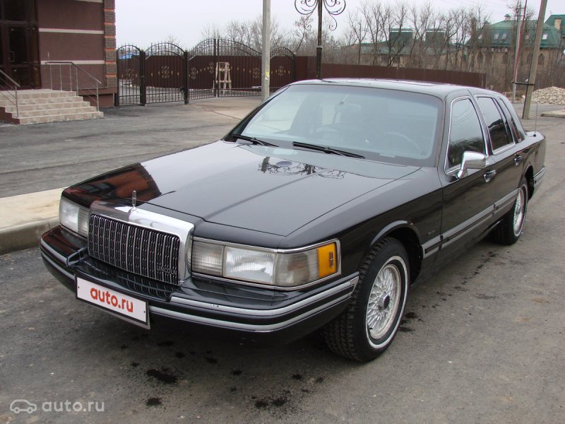 Lincoln Town car 1993