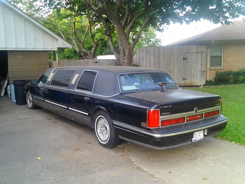 Lincoln Town car Limousine 1988