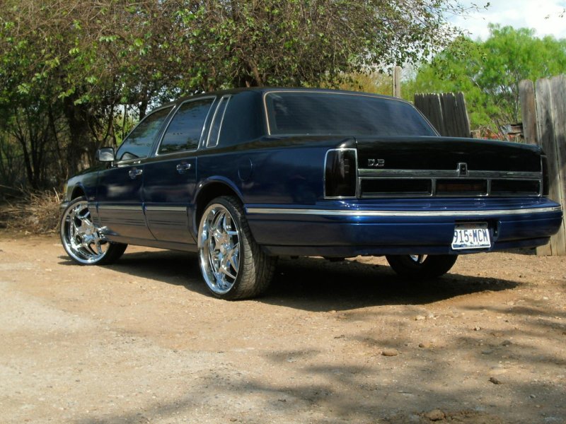 Диски Lincoln Town car