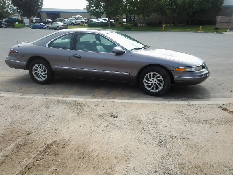 Lincoln Mark 1996