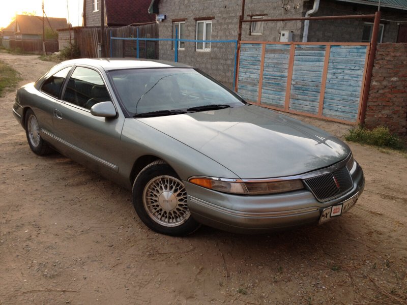 Lincoln Mark VIII 1992-1998