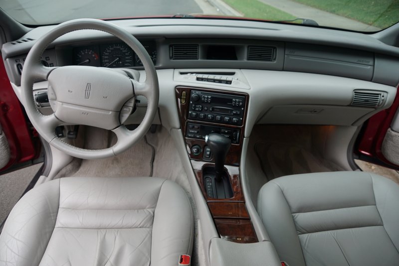 Lincoln Mark VIII, 1995