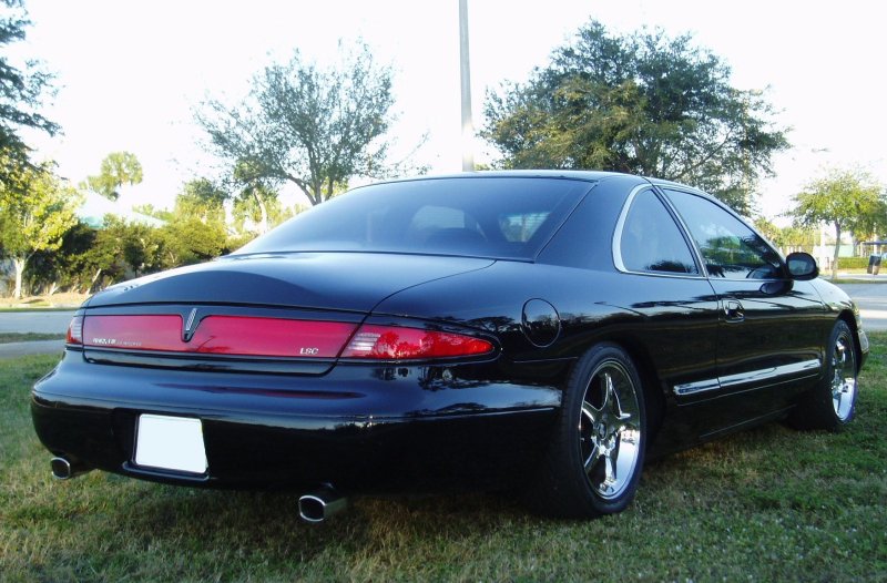 Lincoln Mark VIII