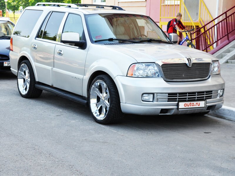 Lincoln Navigator II 2006