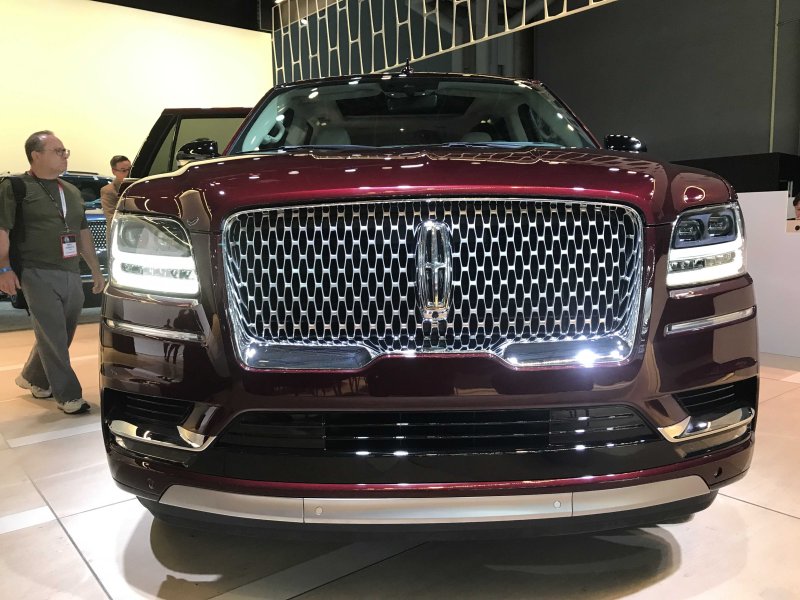 Lincoln Navigator 2020 года