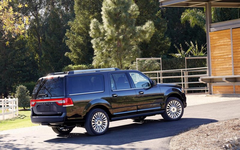 Lincoln Navigator 2015