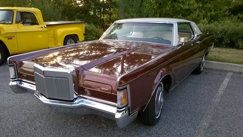 Lincoln Continental Mark 3 1977