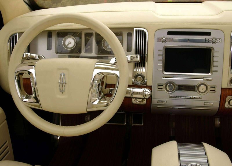 Линкольн Авиатор 2004 салон