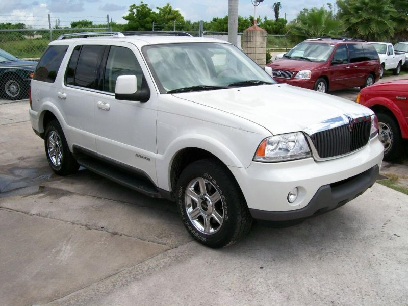 Lincoln Aviator 2004