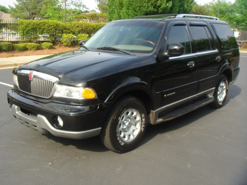 Lincoln Navigator 2000 год