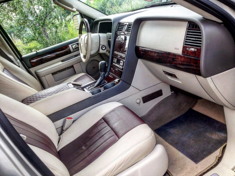 Lincoln Navigator 2004