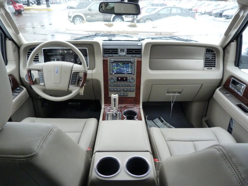 Lincoln Navigator 2 салон
