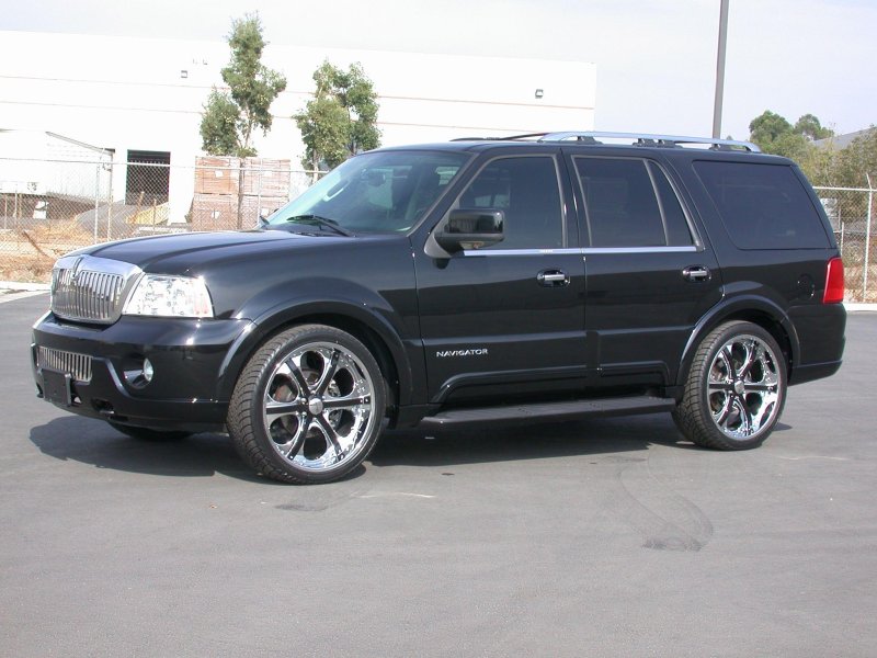 Lincoln Navigator r24