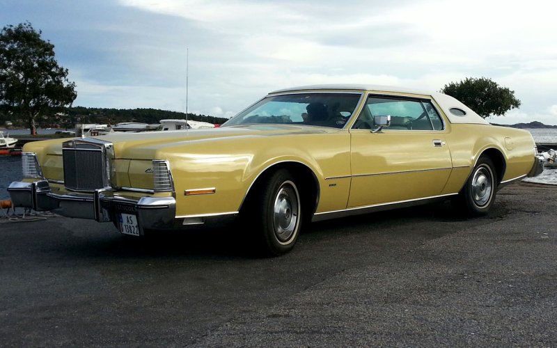 1975 Lincoln Continental Mark IV