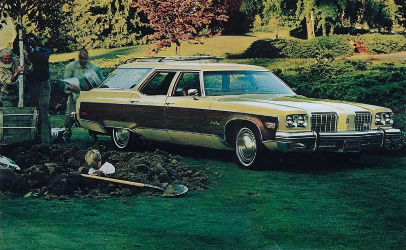Oldsmobile Custom Cruiser 1974