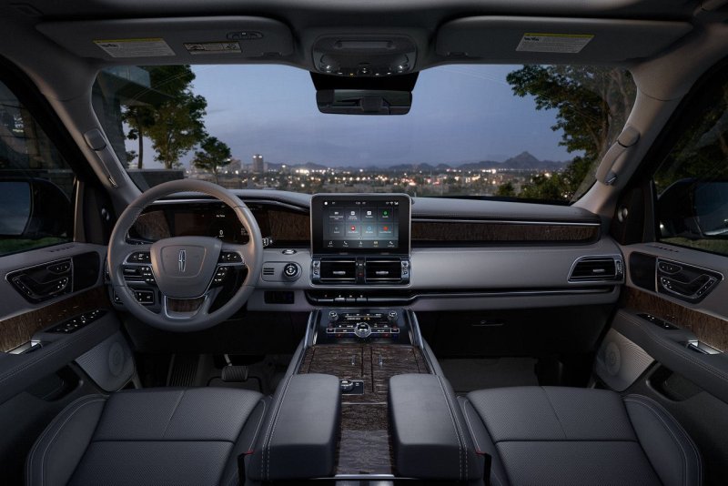 Lincoln Navigator 2021