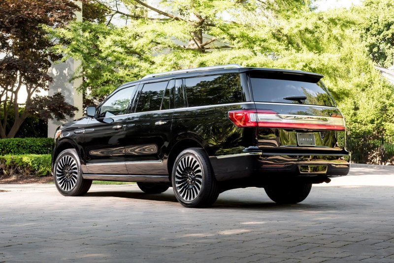 Джип Lincoln Navigator