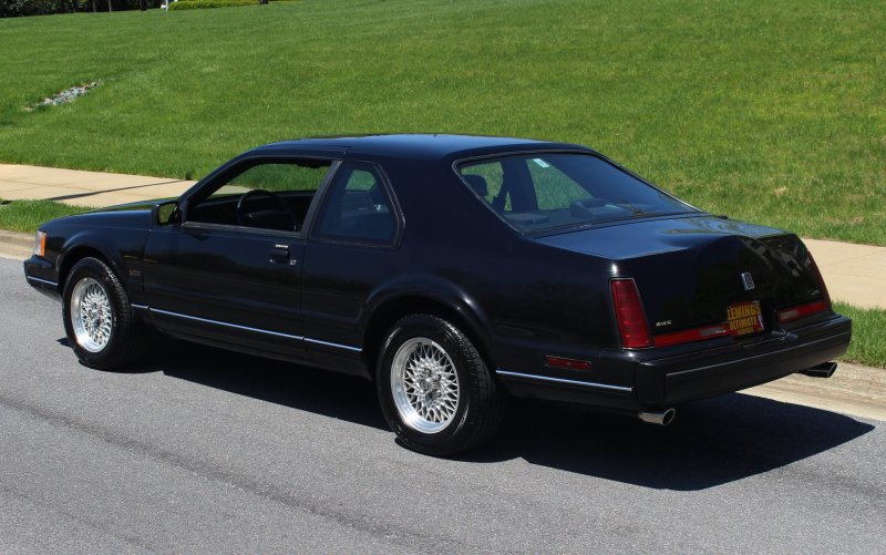Lincoln Mark 7 1990