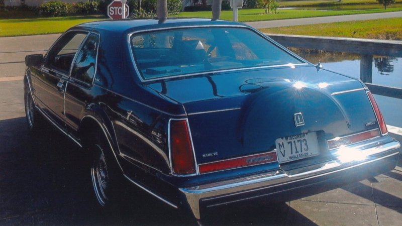 Lincoln Mark VII 1989
