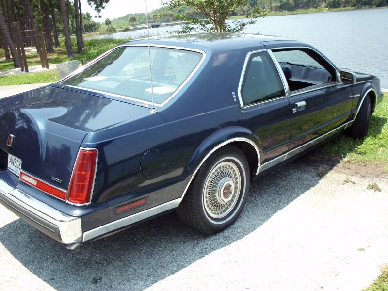 Lincoln Mark VII 1988