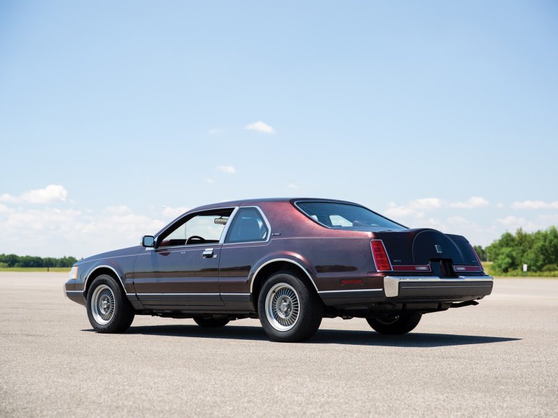 Lincoln Mark VII 1984