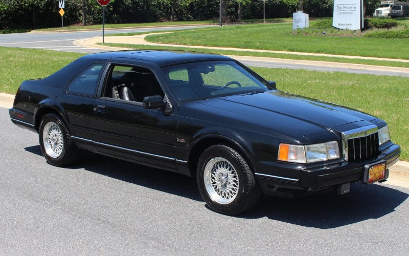 Lincoln Mark VII 1990