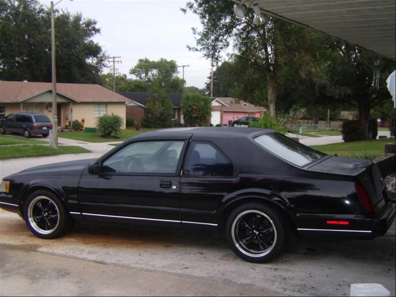 Lincoln Mark VII 1990