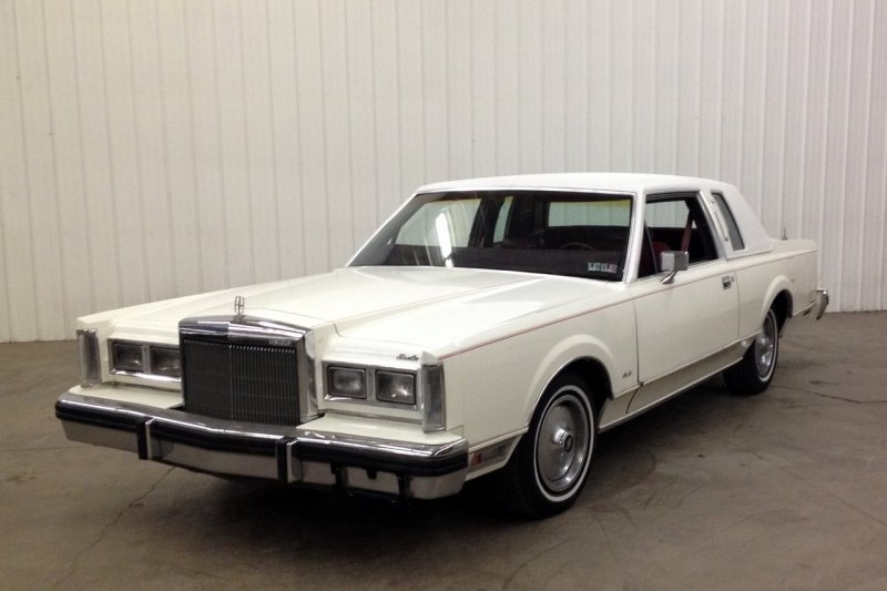 Lincoln Town car 1980-1989