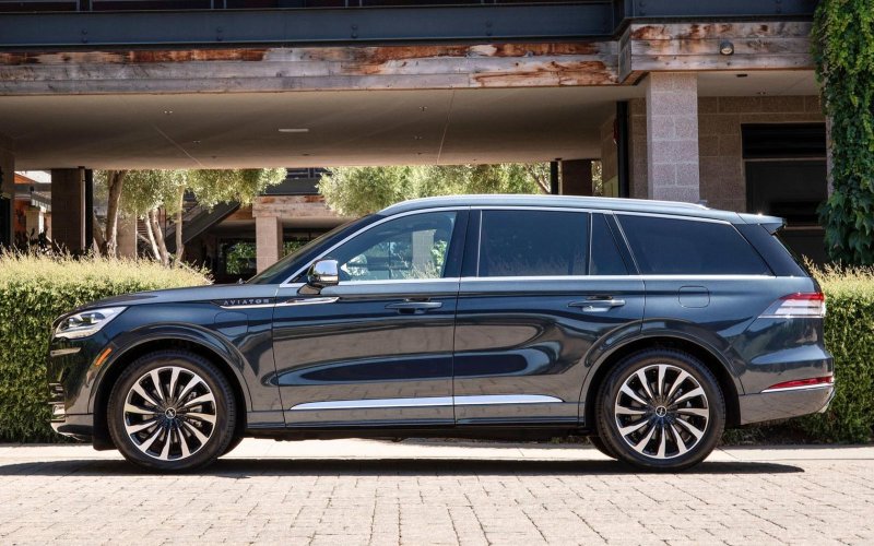 Lincoln машина 2020