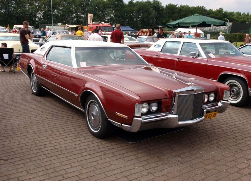 Lincoln Continental 1972