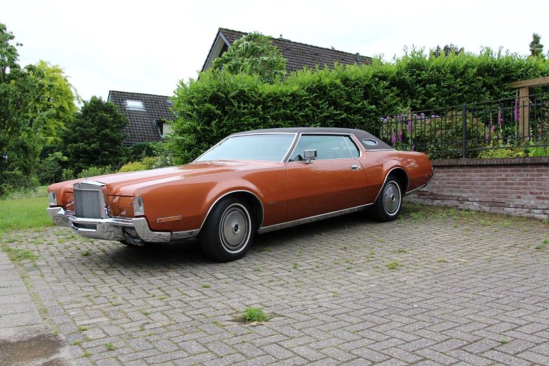 Lincoln Continental 1972