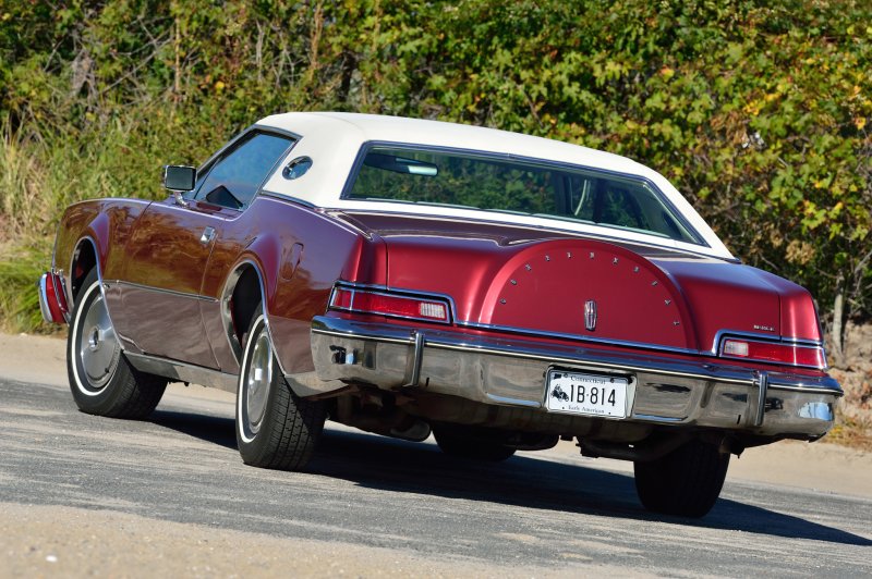 Lincoln Mark 4