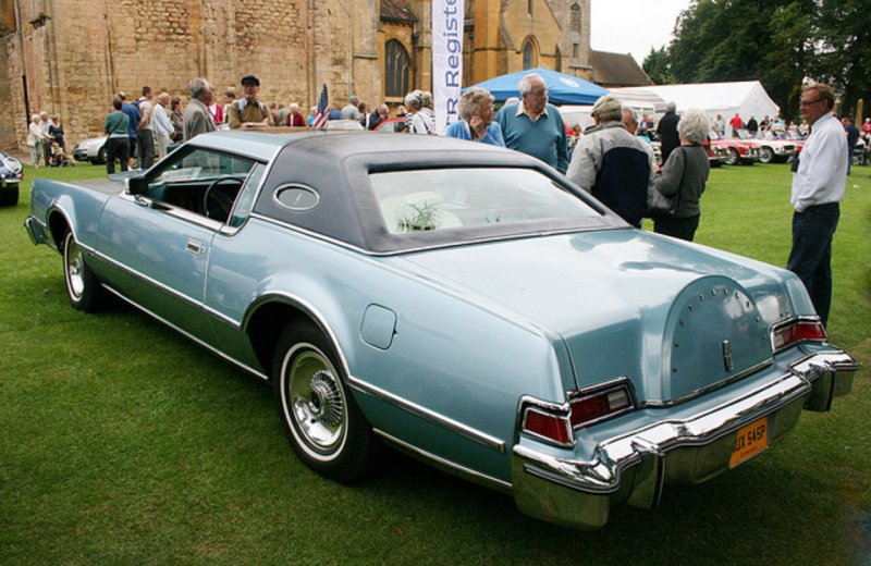 Lincoln Continental Mark IV 1976
