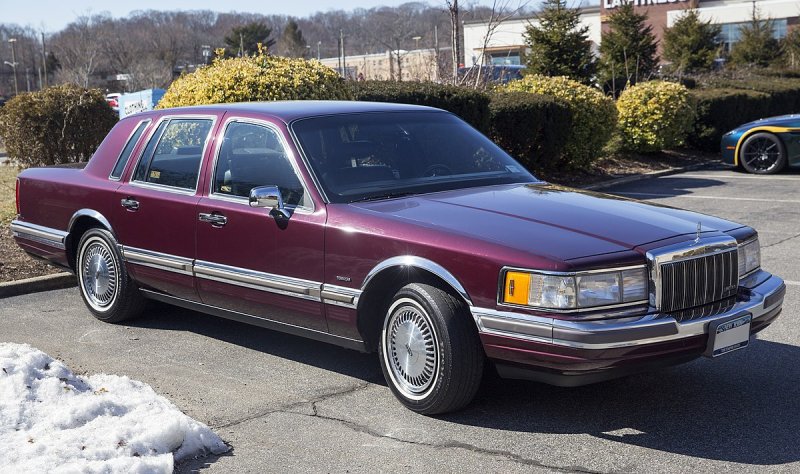 Lincoln 1990