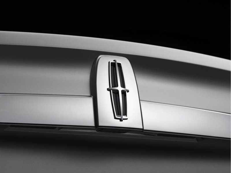 Lincoln Navigator logo
